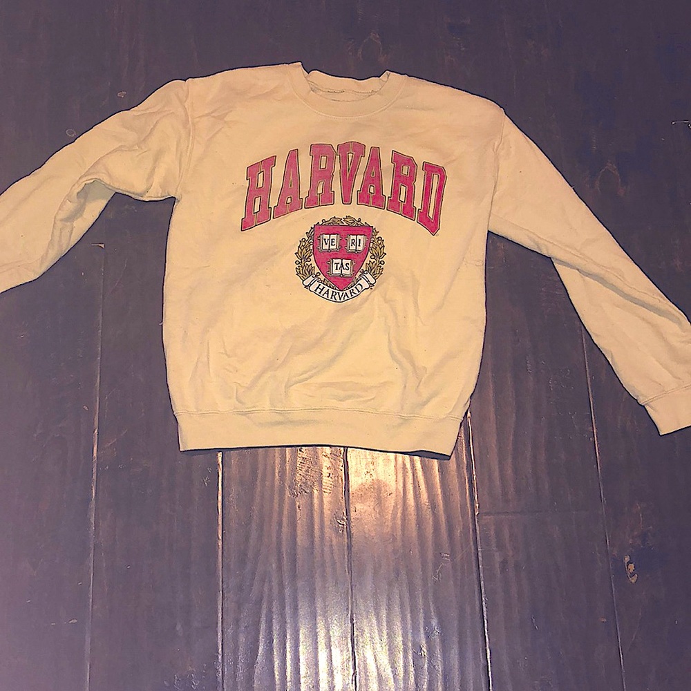 Size S Real Vintage Harvard Sweater Still in tact 50% polyester 50% cotton